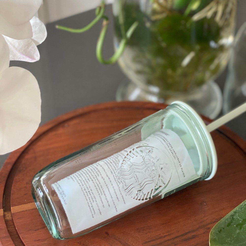 NWT Starbucks Spring 2023 Recycled Glass Mint Triangle Bottom 16oz Tumbler - Picture 7 of 13